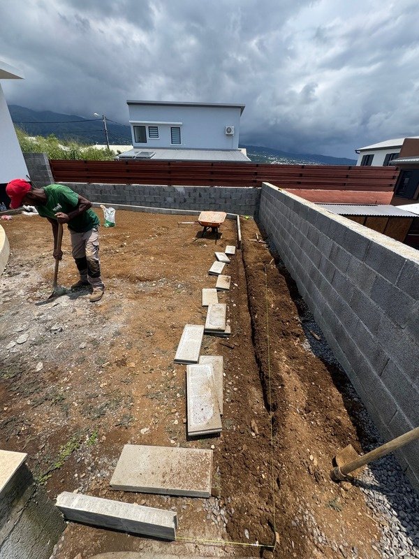 Pose de dalles et aménagement de jardin à La Réunion